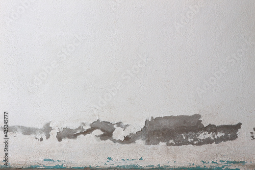 Εκτύπωση καμβά Closeup of peeling painted wall, moist damp texture on house wall