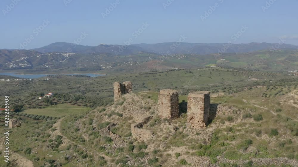antiguas ruinas del castillo de Zalia en la provincia de Málaga, Andalucía antiguas ruinas del castillo de Zalia en la provincia de Málaga, Andalucía