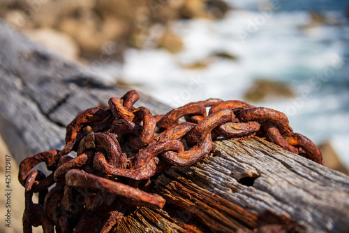 rusty chain link