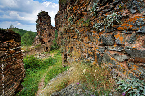 Foto Colti Fortress in Retezat Mountains, Romania