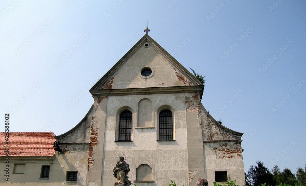 church of the holy trinity