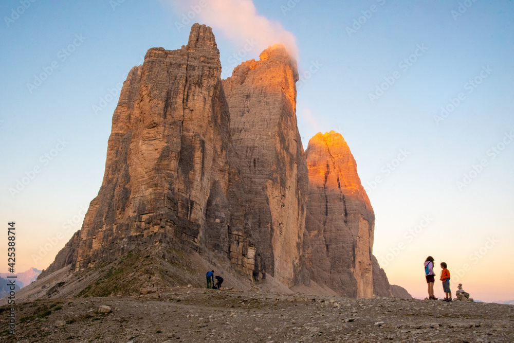 Les Trois Cimes de Lavaredo dans les Dolomites, Sud-Tyrol, Italie, 2020