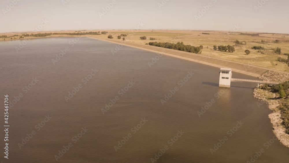 Dique Paso Piedras, Bahia Blanca, Pcia. Buenos Aires, Argentina. Dique Paso Piedras, Bahia Blanca, Pcia. Buenos Aires, Argentina.