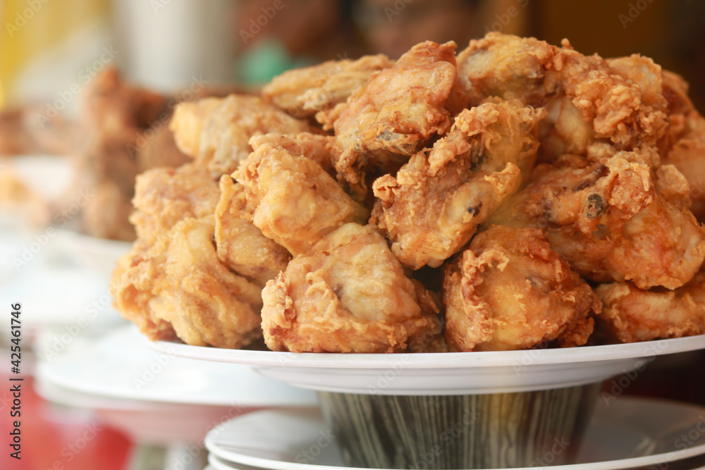 Golden Crunchy Fried Chicken Ready To Eat Golden Crunchy Fried Chicken Ready To Eat