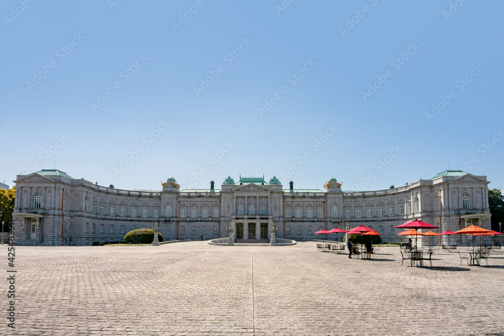Fototapeta premium 東京都港区元赤坂の迎賓館赤坂離宮