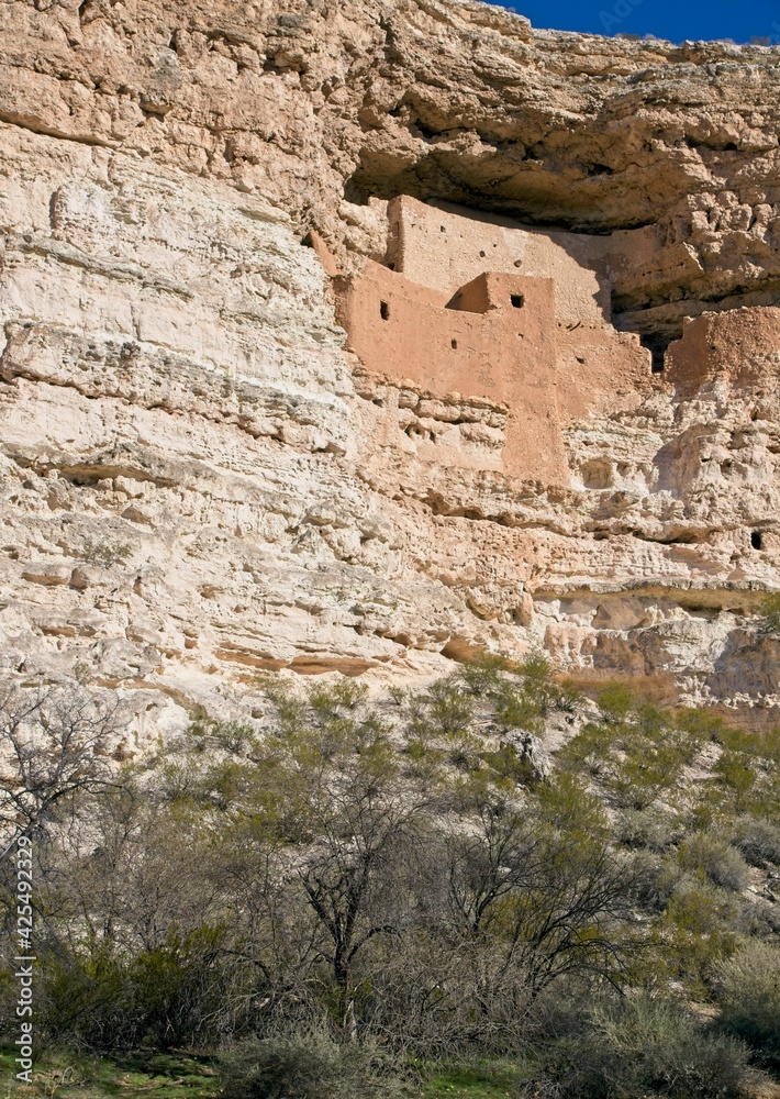 Montezuma Castle National Monument in Arizona USA - Cliff dwelling ruins of the Sinagua people dating back to the 12th century