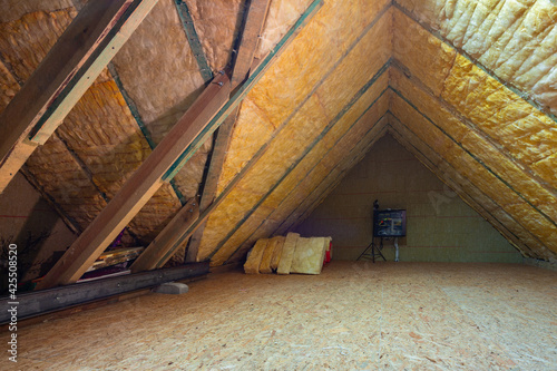 Thermal insulation of the attic in the house photo