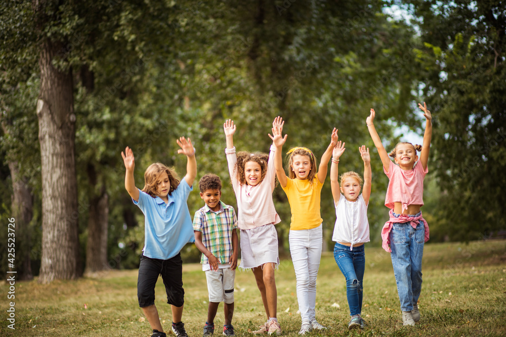Obraz premium Happy time for kids.