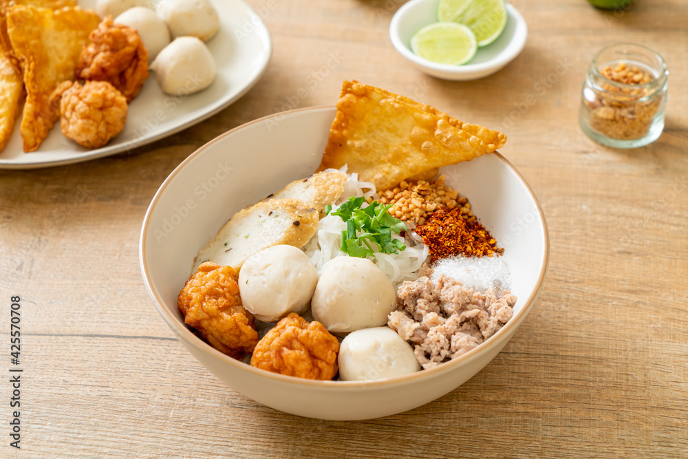 spicy small flat rice noodles with fish balls and shrimp balls without soup spicy small flat rice noodles with fish balls and shrimp balls without soup