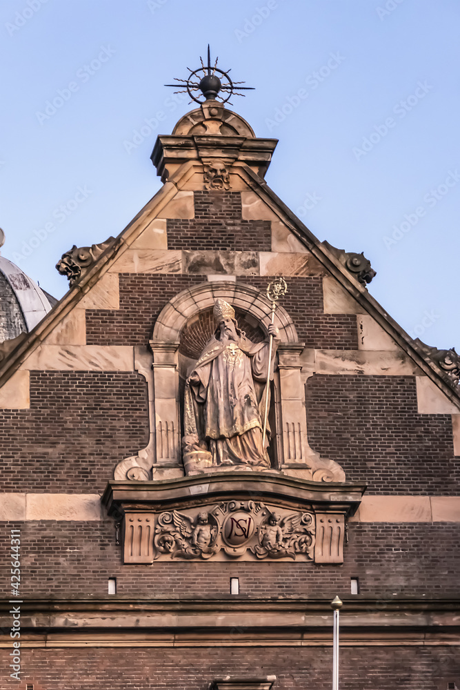 Saint Nicholas Basilica (Basiliek van de Heilige Nicolaas) - major Catholic church in Amsterdam, Netherlands. Saint Nicholas Basilica (Basiliek van de Heilige Nicolaas) - major Catholic church in Amsterdam, Netherlands.
