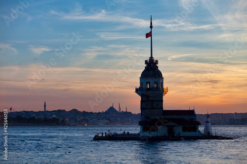 The Maiden's Tower is a tower lying on a small islet located at the southern entrance of the Bosphorus strait in Istanbul, Turkey .