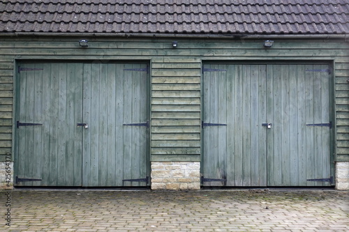 old wooden garage doors © 1000 Words