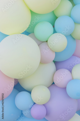 Foto Pastel colored balloons background. Vertical.