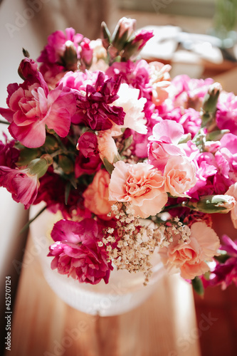 Pink Bouquet flowers for a spring and wedding feeling. Pink vibes