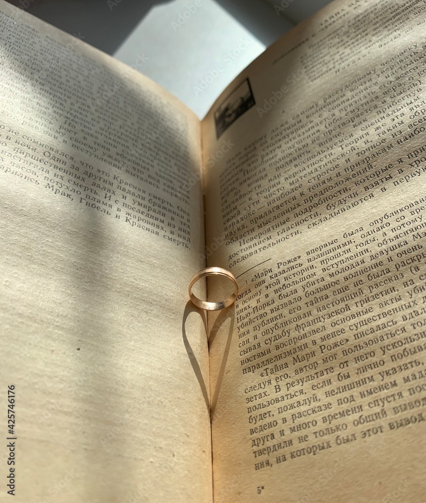Fototapeta premium book on a table