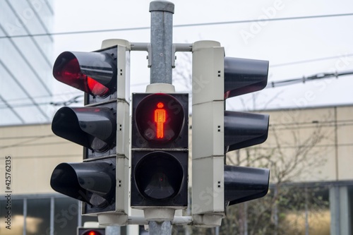 german trafficlight / deutsche ampel
rot rot