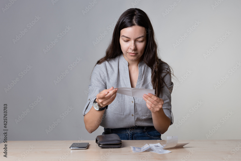 Successful management of personal finances, life hacks for personal budget,