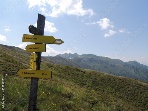 Trekking por los montes de Alpbach. Austria.