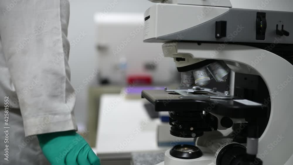 Chemists mixed up chemical to find antiretroviral drugs at the lab,Experiment to detect virus was found in the blood,Developers of potential medicines and vaccines against COVID-19 Chemists mixed up chemical to find antiretroviral drugs at the lab,Experiment to detect virus was found in the blood,Developers of potential medicines and vaccines against COVID-19