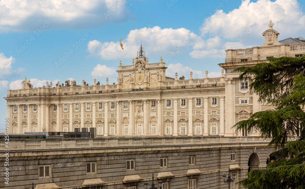 Perspectiva del Palacio Real