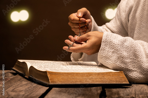 Canvas Print Jesus Christ praying at night