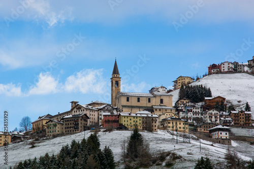 la prima neve a Dosoledo, in Comelico sulle Dolomiti photo
