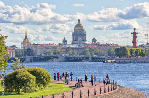 Saint Isaac's Cathedral, Palace Bridge and Admiralty in Saint Petersburg photo