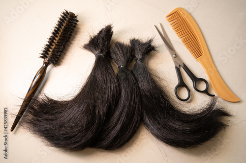 locks of hair for donation to cancer patients
