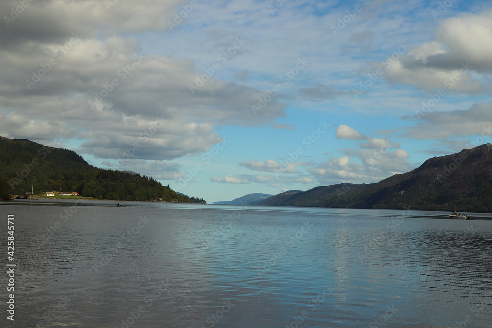 A sunny day on Loch Ness