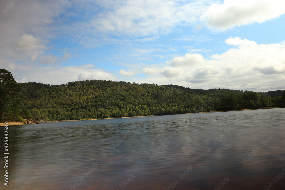 Strolling around Loch Beannacharan 