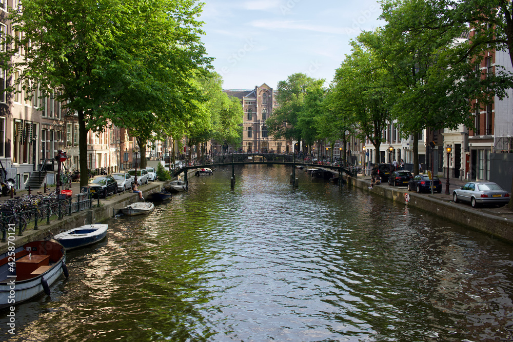 city canal
