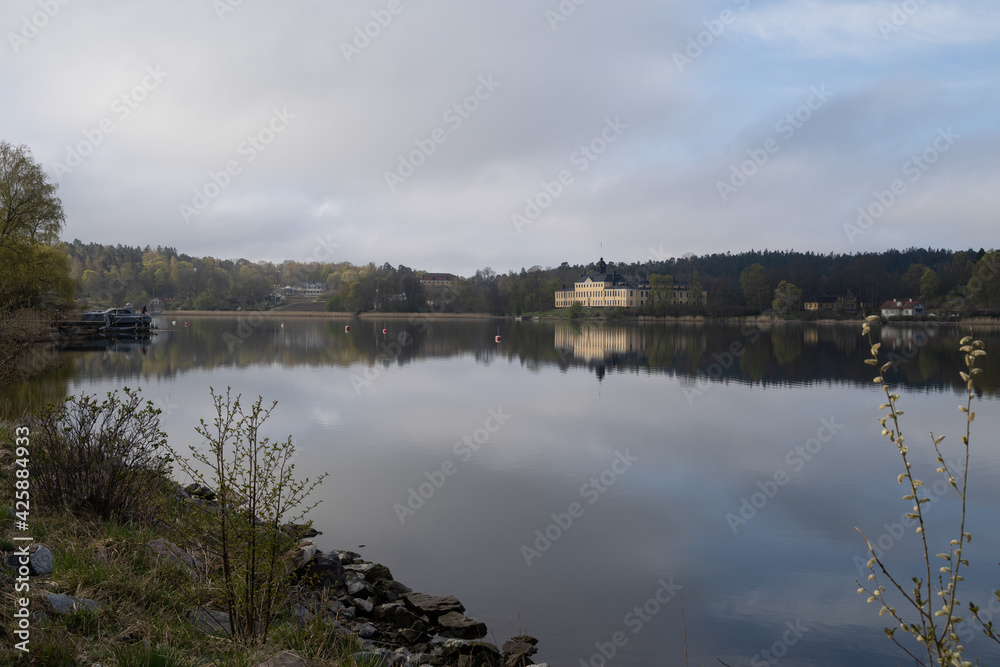 Water mirror