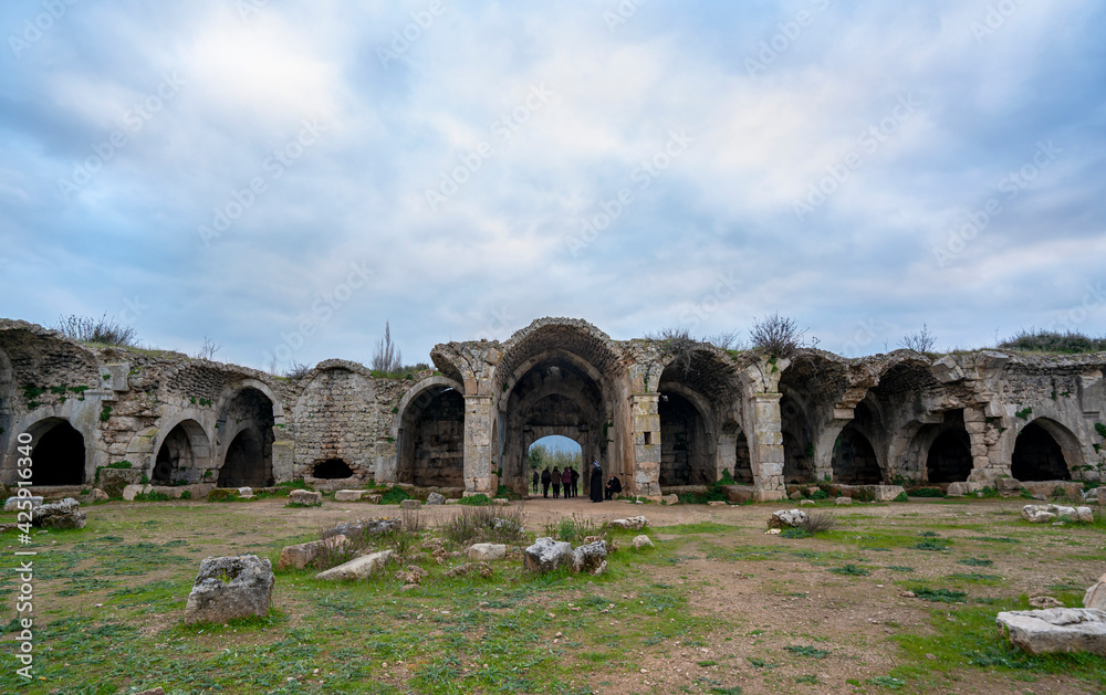 Evdir Han is an impressive and colossal han with a plan unlike any other han in Anatolia, and located in a setting of stunning beauty and history, located 18 km from Antalya