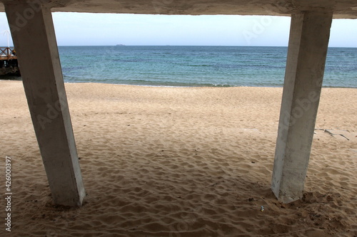 beach and sea © Vyacheslav