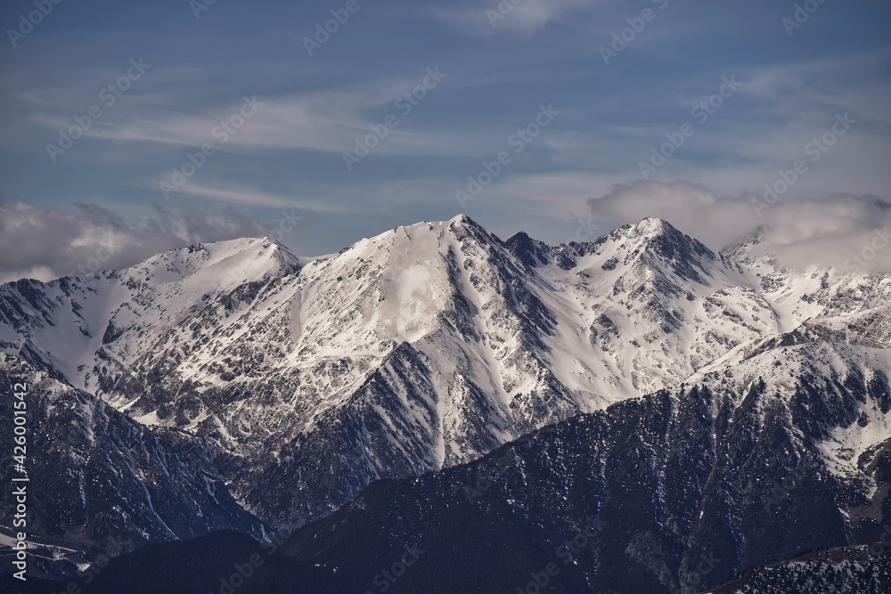 Fototapeta premium snow covered mountains