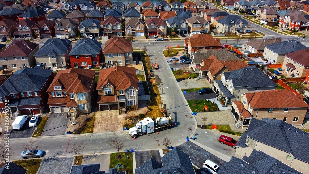 Obraz na plátně Living homes in Canada