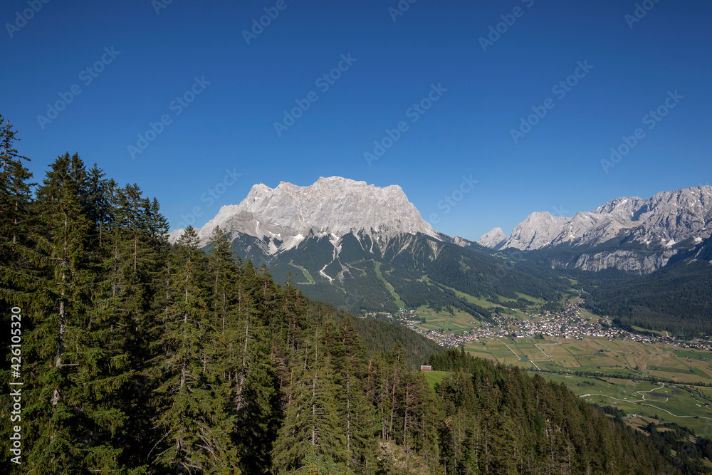 Fototapeta premium Zugspitze mountain and Ehrwalder Sonnenspitze mountain in Tyrol, Austria