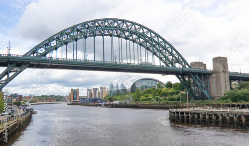 Tyne Bridge over the River Tyne, Newcastle, England, UK. Connecting Newcastle Upon Tyne and Gateshead © birdiegal