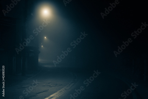 street in the night © Geraldo