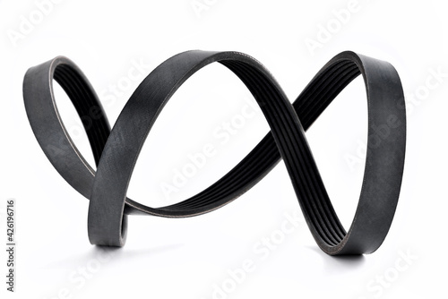 Fotografie A new belt for a poly-V-ribbed electric generator
