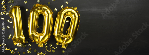 Photographie golden foil balloon number ninety one hundred