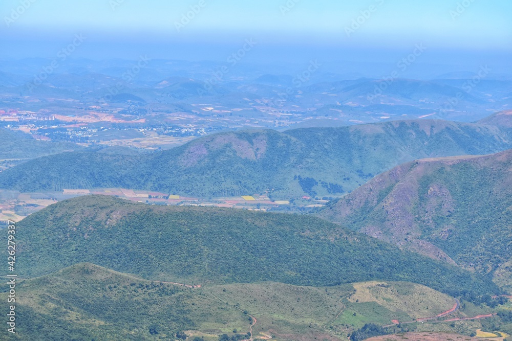 Fototapeta premium Beautiful sunrise over the mountain range at the west of india