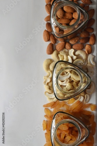 Buy best quality dry fruits online from bigbasket. Variety of almond, badam, cashew, dates, fig, raisins and pista