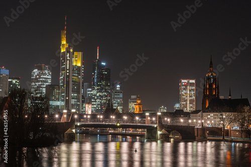 Frankfurt by night IV