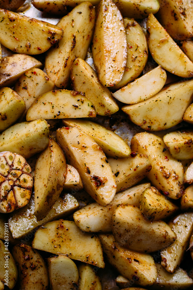 Garlic baked potatoes