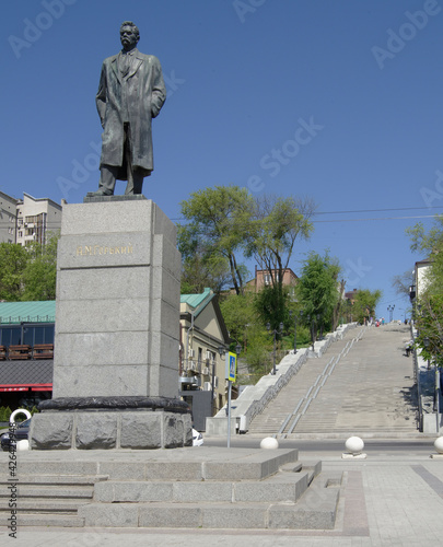 By the Kazan ladder, restored to the World Cup in 2018, people are rising