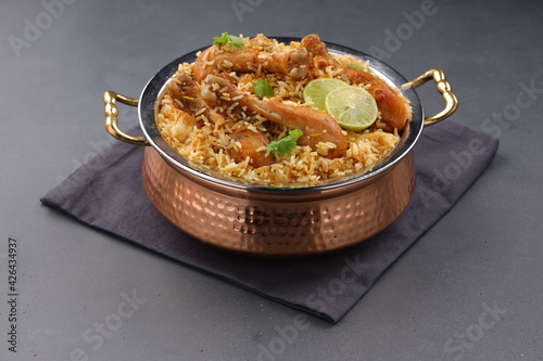 Dum chicken biriyani