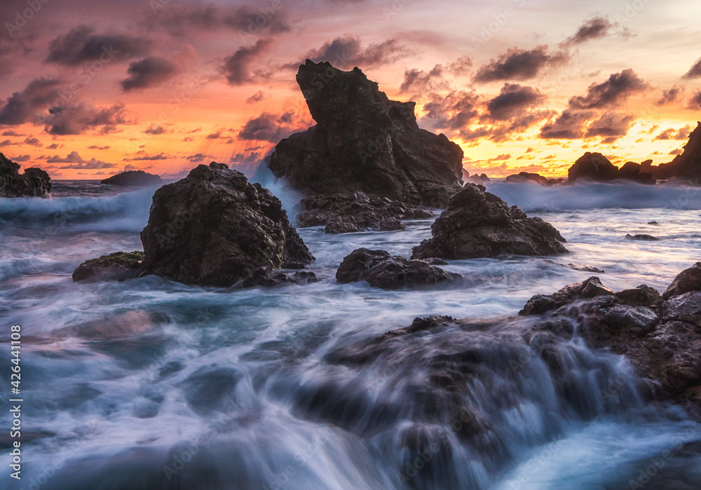 Wave Motions at Watu Lumbung beach