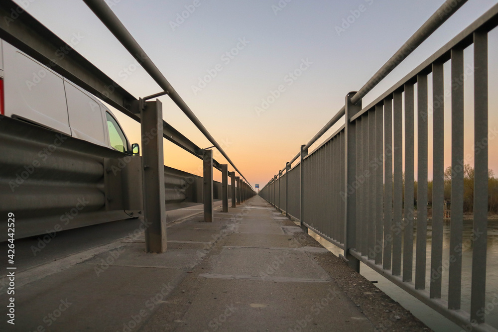 Perspective of the Vianada bridge pedestrian path Perspective of the Vianada bridge pedestrian path