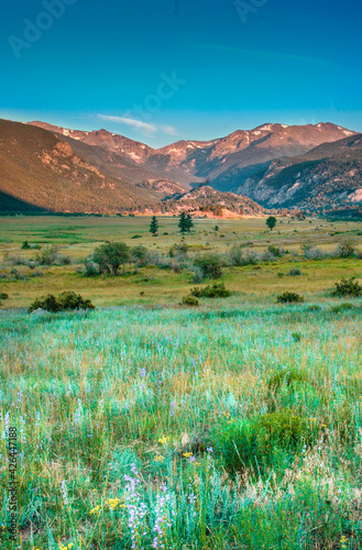Photography Sunrise at Moraine Park, Rocky Mountain National Park showing meadows and mounta
